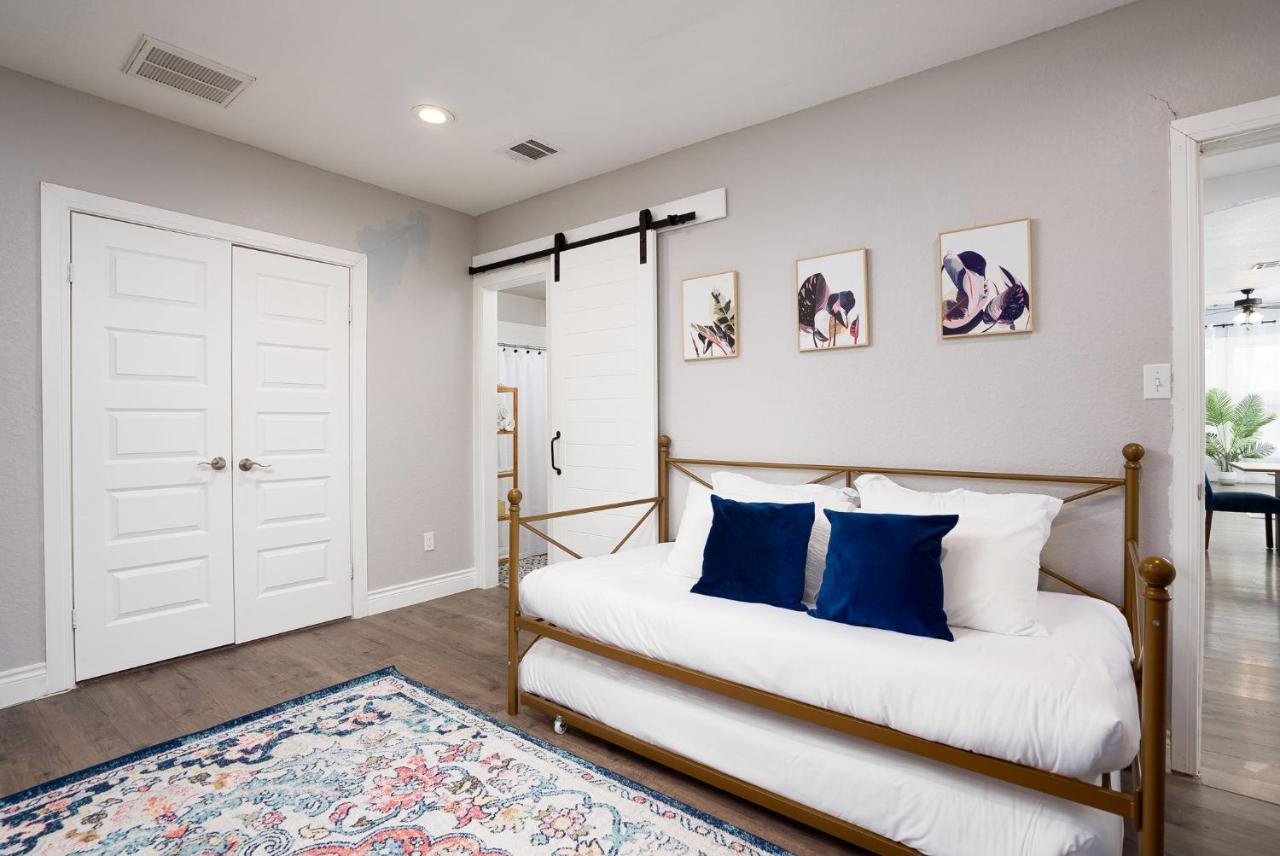Modern 3 Bed, 2 Bath Home Minutes To Downtown & Alamodome San Antonio Luaran gambar